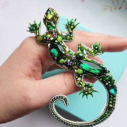 Green Lizard jewelry brooch with crystals, Lizard pin, Lizard brooch