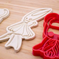 Hollow Knight cookie cutter.  Set 2 pc