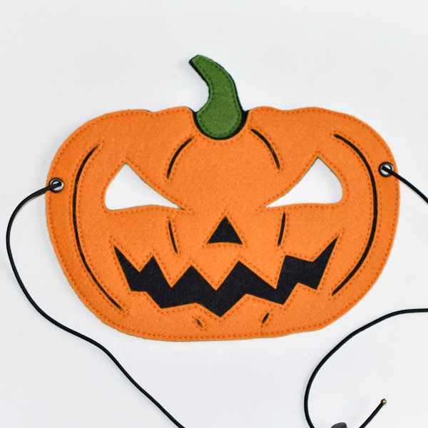 Pumpkin-halloween- face-mask-3.jpg