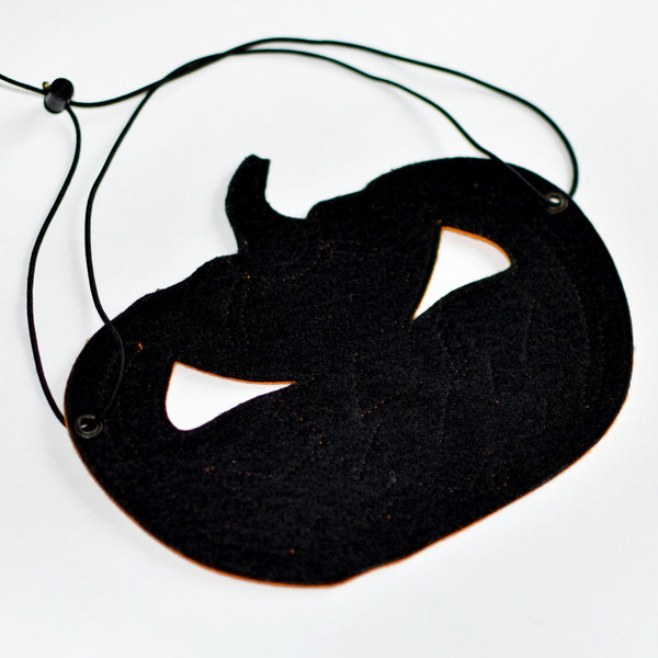 Pumpkin-halloween- face-mask-4.jpg