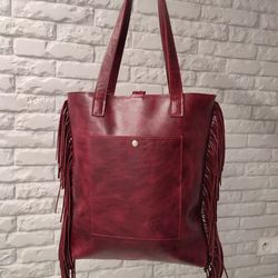 Burgundy Leather Shopper with fringe, elegant bag For Women, capacious Tope Bag, Shoulder Bag made of Italian leather
