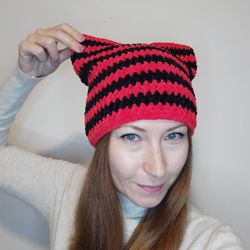 Striped beanie with ears. Cat ears beanie crochet. Fluffy beanie with cat ears. Plush beanie hat black red