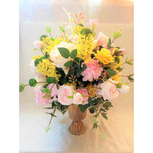 Yellow-Pink-Artificial-flowers-centerpiece-10.jpg
