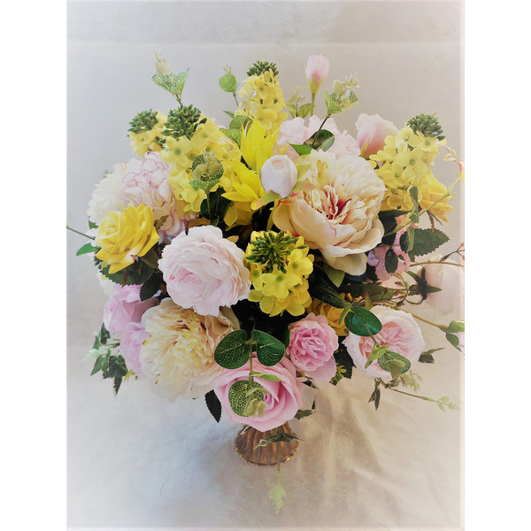 Yellow-Pink-Artificial-flowers-centerpiece-9.jpg