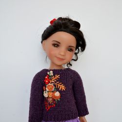 **Embroidered cardigan and skirt for Ruby Red Fashion Friends doll**