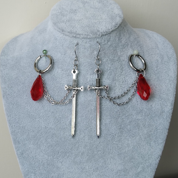 gothic-sword-earrings