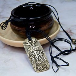 ancient nord amulet pendant / skyrim necklace / skyrim, oblivion, morrowind cosplay / handmade amulet