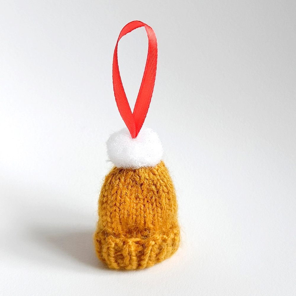 Christmas Tree Ornament Tiny knit hat 1 piece Christmas tree decorations Mini hats