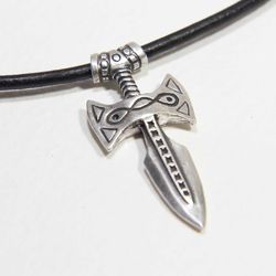 Elder Scrolls Inspired Pendant / Handcrafted Amulet of Talos  / Skyrim pendant / TES Jewelry / GeekJewelryManWorkshop