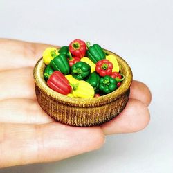 Dollhouse miniature 1:12 Sweet Bulgarian pepper!