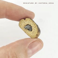 OOAK Dollhouse miniature 1:12 Little little mouse in the bread!