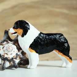 Brooch Australian Shepherd, Aussie figurine - brooch or dog show ring clip/number holder, cast plastic, hand-painted