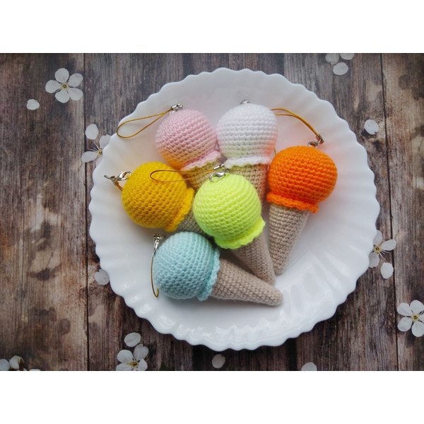 adorable-crochet-pattern-ice-cream-easy.jpeg