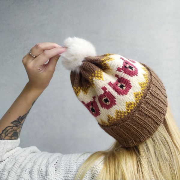 Beautiful-warm-woolen-jacquard-hat-1