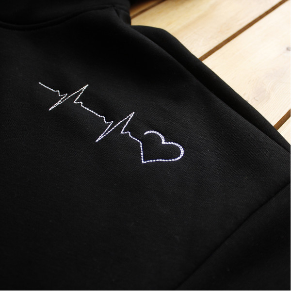 Heartline-heart-love-embroidery-design-3.jpg