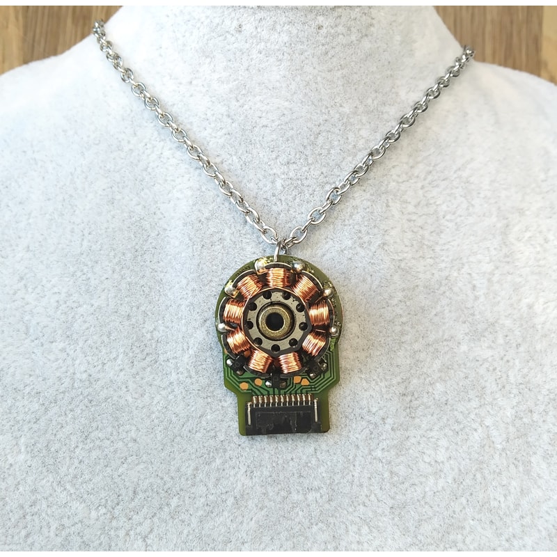cyberpunk-necklace