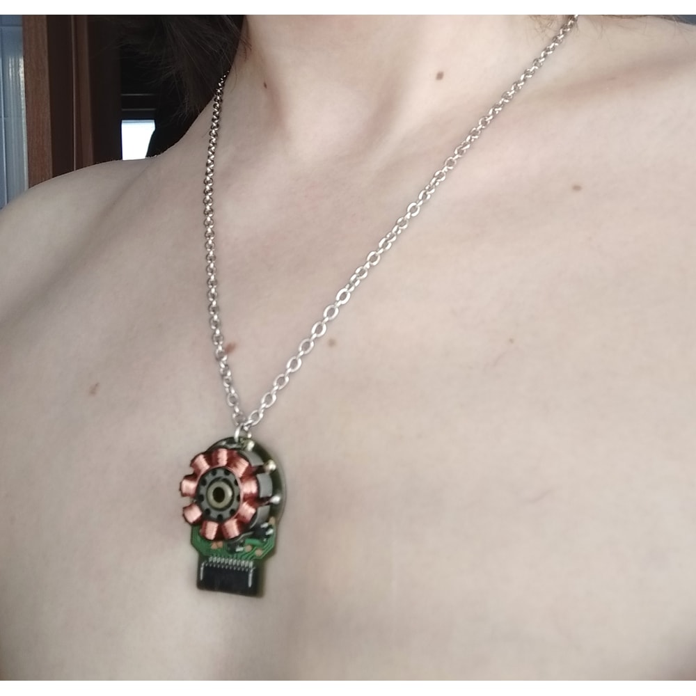 copper-wire-wrapped-cyberwear-necklace