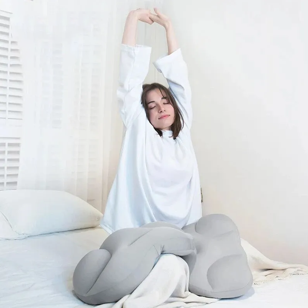 cloudshapedsleepingpillows3.png