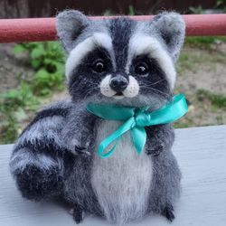 digital tutorial felted raccoon, raccoon pattern, raccoon tutorial, diy felted raccoon pdf