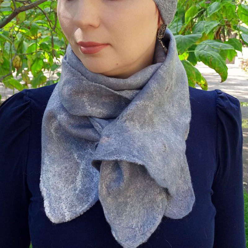 hat-gray-wetfelting-felting-felt-wool-winter-warm-cozy-handmade-sheep-OOAK-gift-present-cap-beret-barret-helmet-scarf-silver 5.jpg