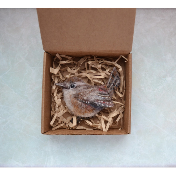 Needle felted sparrow bird brooch for women (10).JPG