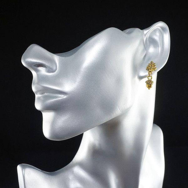 oak-leaf-earrings