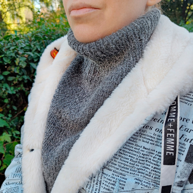 HandKnit women neckwarmer alpaca knit neckwarmer warm soft snood Christmas gift
