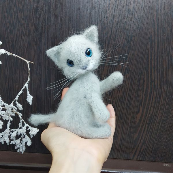 gray stuffed kitten.jpg