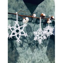 Set of 3 Snowflakes, Crocheted Candleholder, Macrame Christmas Ornament, Macrame Coasters, Modern Macrame Christmas Tree