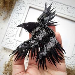 Embroidery black raven brooch pin. Beaded bird brooch.