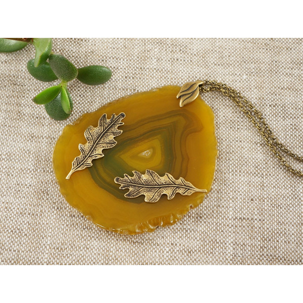 yellow-agate-slab-necklace-jewelry