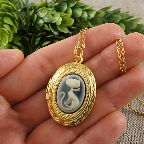 cat-cameo-necklace-jewelry