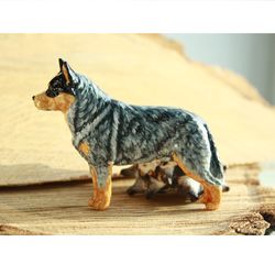 brooch blue australian cattle dog, heeler figurine - brooch or dog show ring clip/number holder, cast plastic
