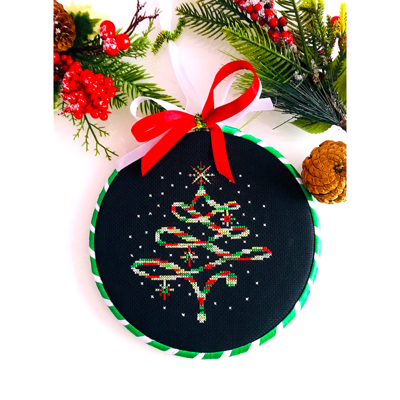 Ornamental Christmas Tree new 1.jpg