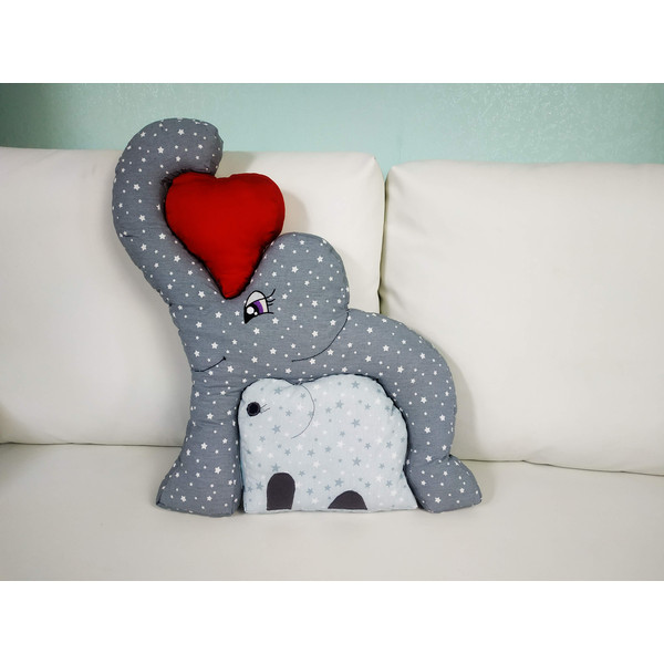 elephant-pillow IMG_20210527_144237.jpg
