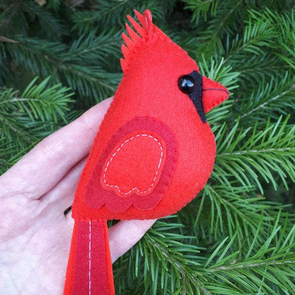 Cardinal-ornament-1.jpg