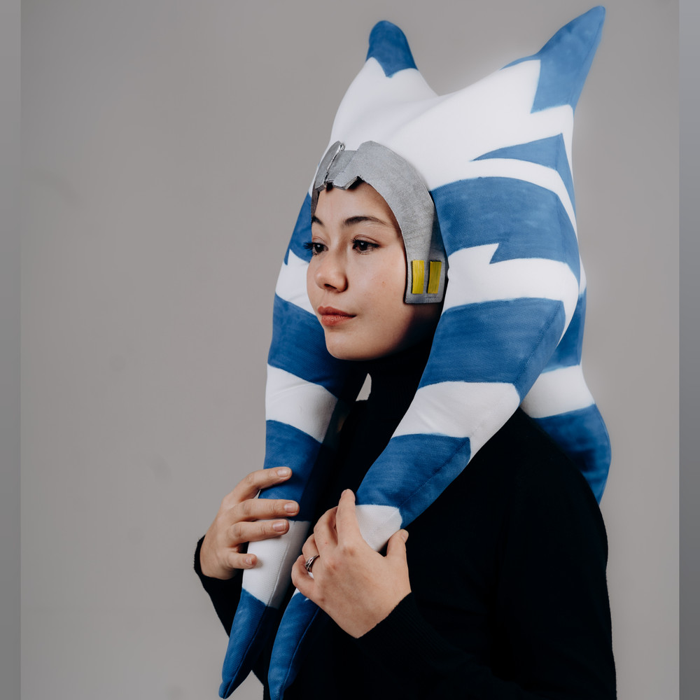 Ahsoka-Tano-headpiece-season-7-Montrals-Ahsoka-Tano-Clone-Wars-etsy-Uplift-4.jpg