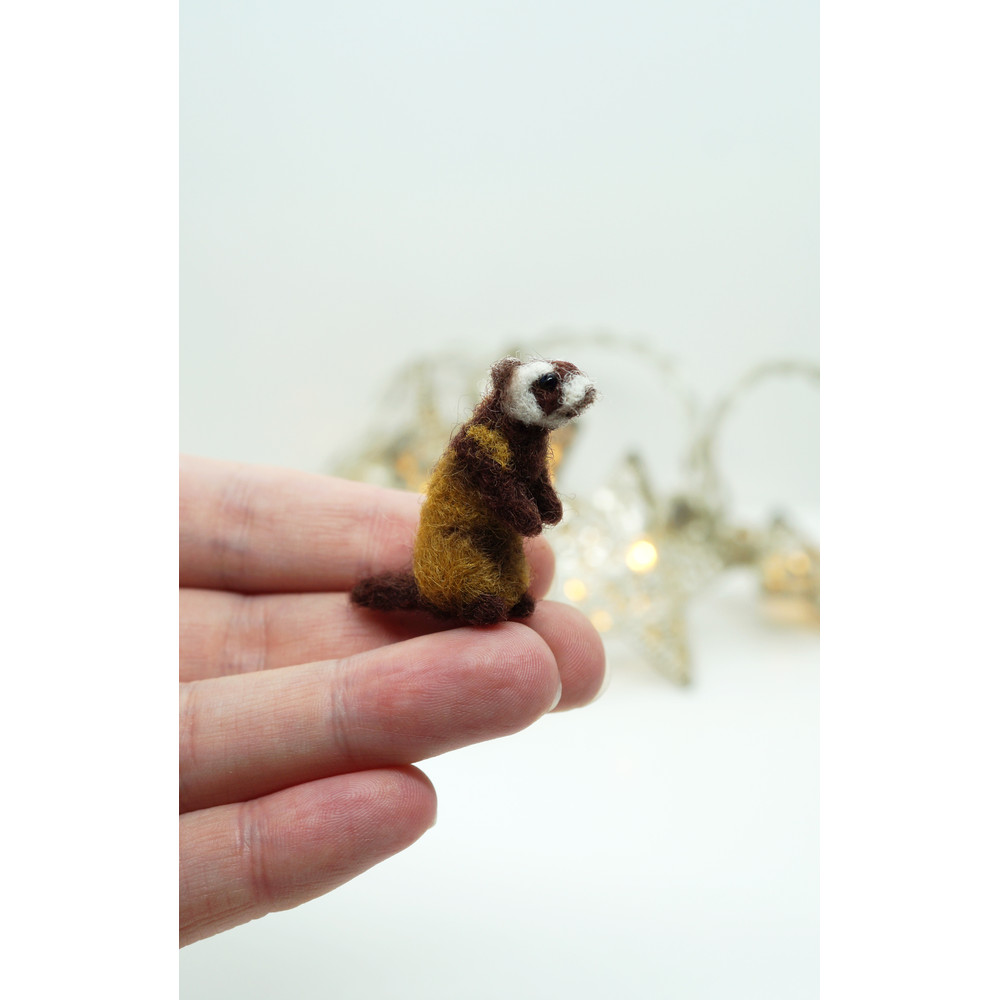needle-felted-ferret-1