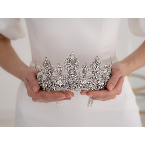 Bridal_tiara_wedding_crown_bride_crystal_crown.jpg
