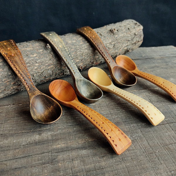 Handmad wooden coffee scoop from natural willow wood - 03