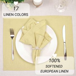 Light yellow linen placemats set / Lemon custom cloth placemats / fabric modern table placemats / natural placemats gift