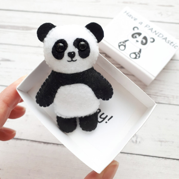 Panda-gifts-_14[1].jpg