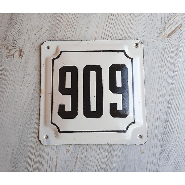 vintage address house number plaque 909