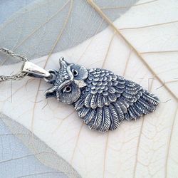Silver Owl Pendant.Vintage Owl Pendant.Unisex Owl Pendant.Silver Bird Pendant.Owl.Silver Owl.Vintage Owl.Bird Jewelry.