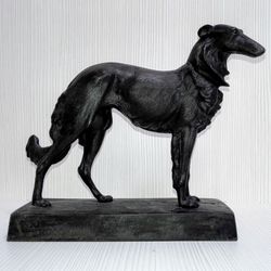 Vintage Cast Iron Statuette Dog. Antique figurine Hunting dog