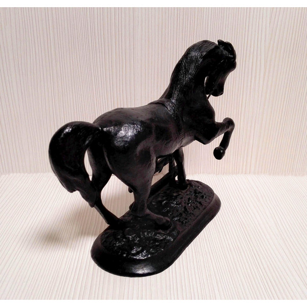 soviet-sculpture-horses.jpg