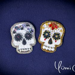 OOAK skull brooch by Yumi Camui