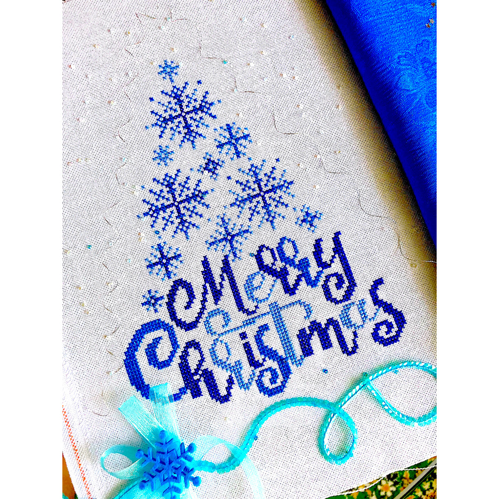 blue-Violet Merry Christmas Snowflake Tree 1.jpg