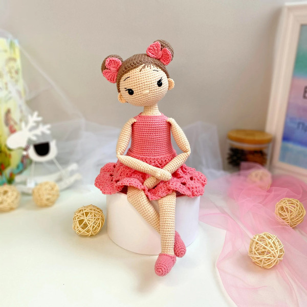 Ballerina doll with clothes 02.jpg
