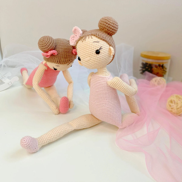 Ballerina doll with clothes 03.jpg